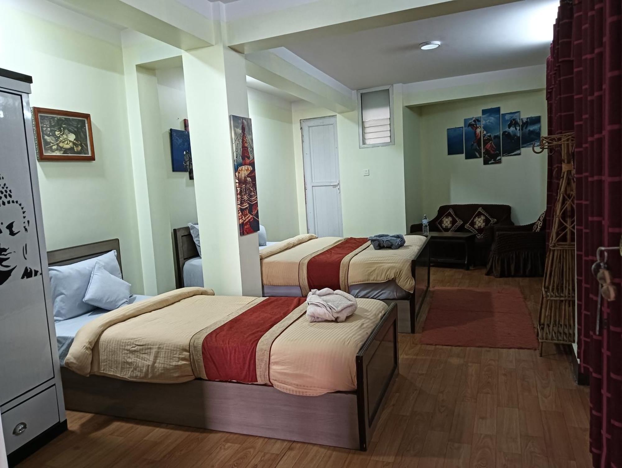 Hotel Pristine Catmandu Quarto foto